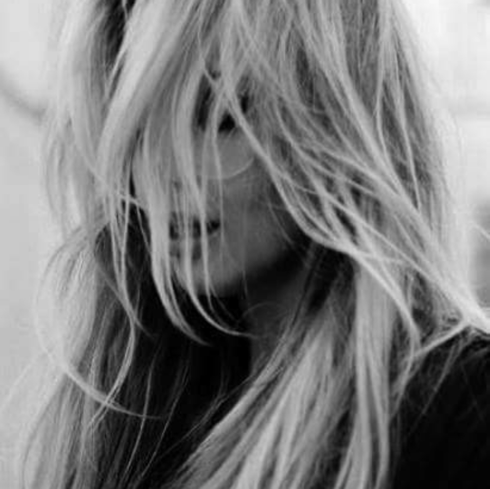 Meet your Posher, Yvonne